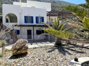 Ariadne's apartment - Apollonas
